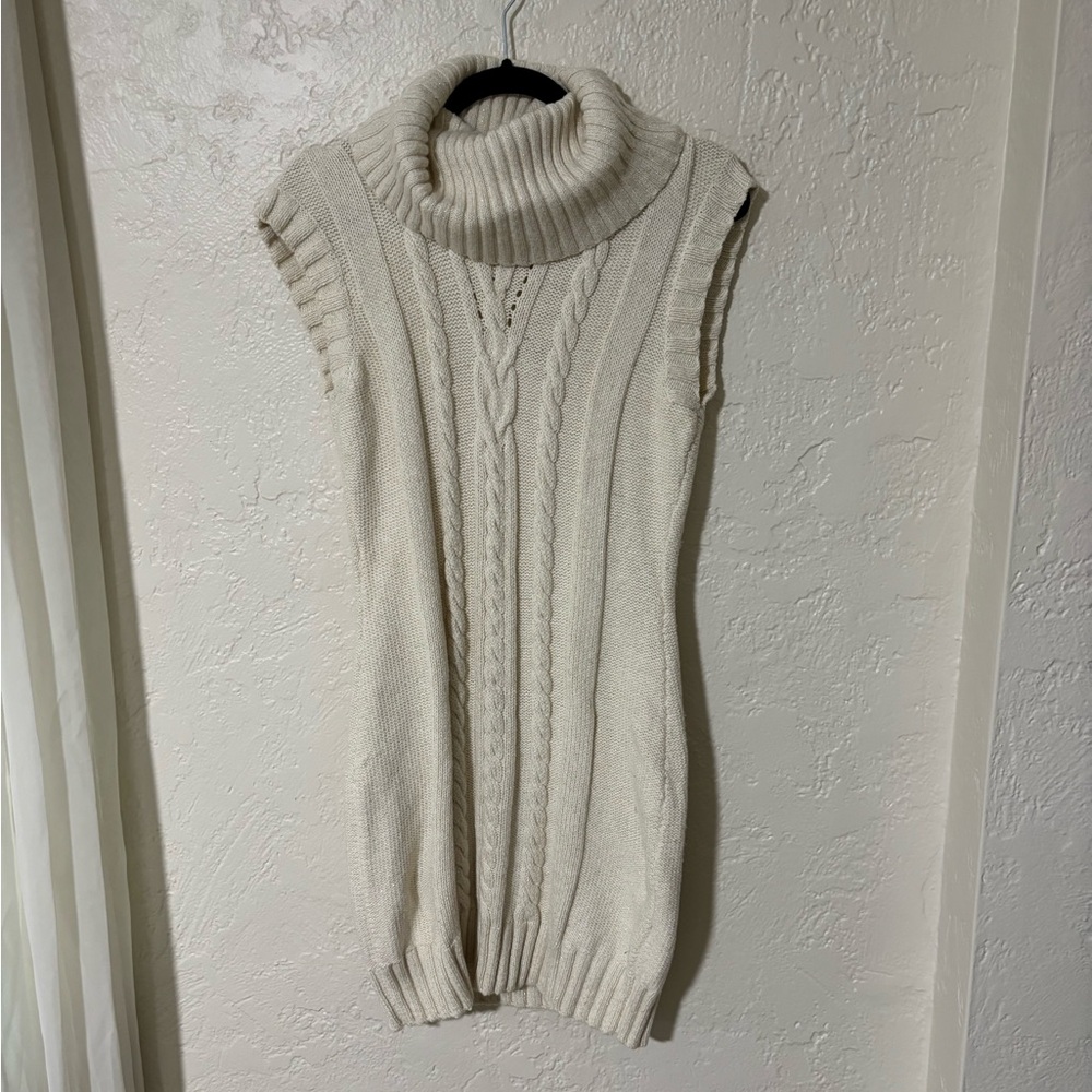 Express Cream Cable Knit Sleeveless Turtleneck